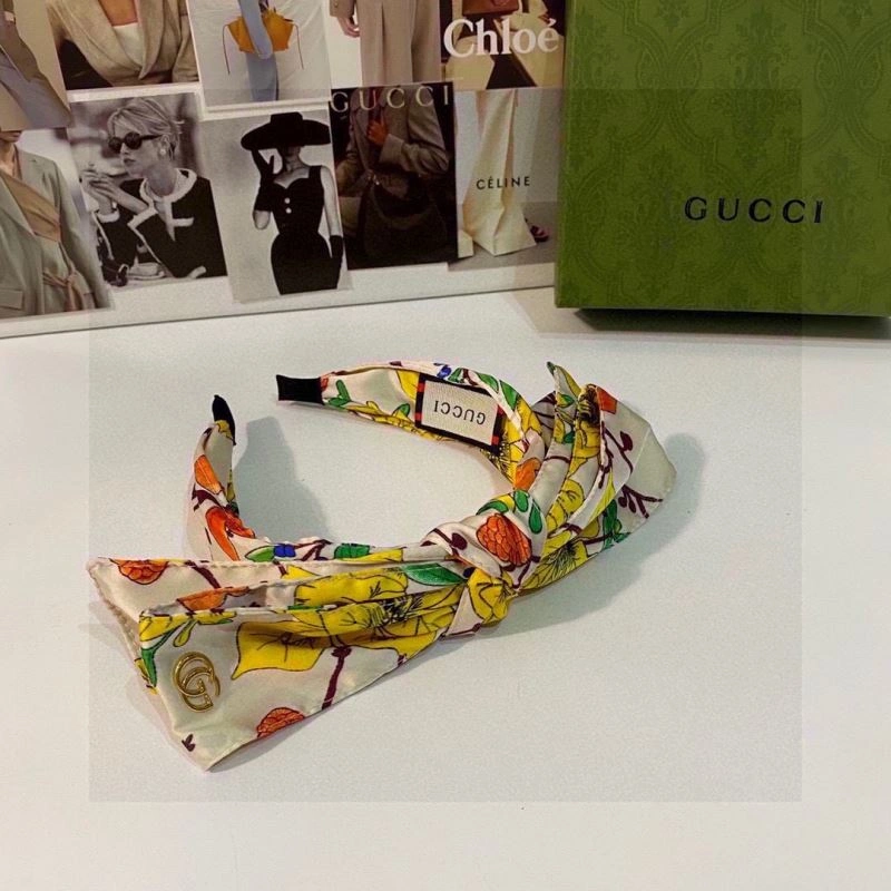 Sophisticated Gucci Hair Hoop 264203