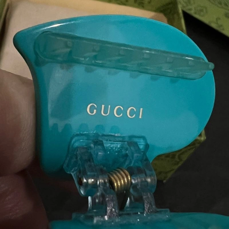 WrinkleFree Gucci Hairpins 246587