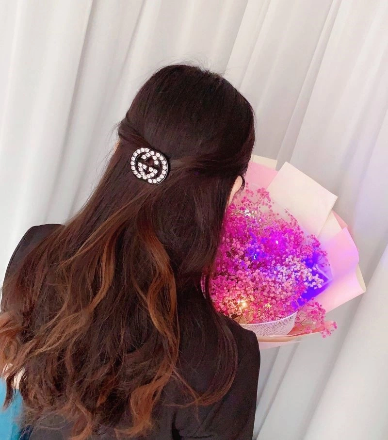 WaterResistant Gucci Hairpins 244318