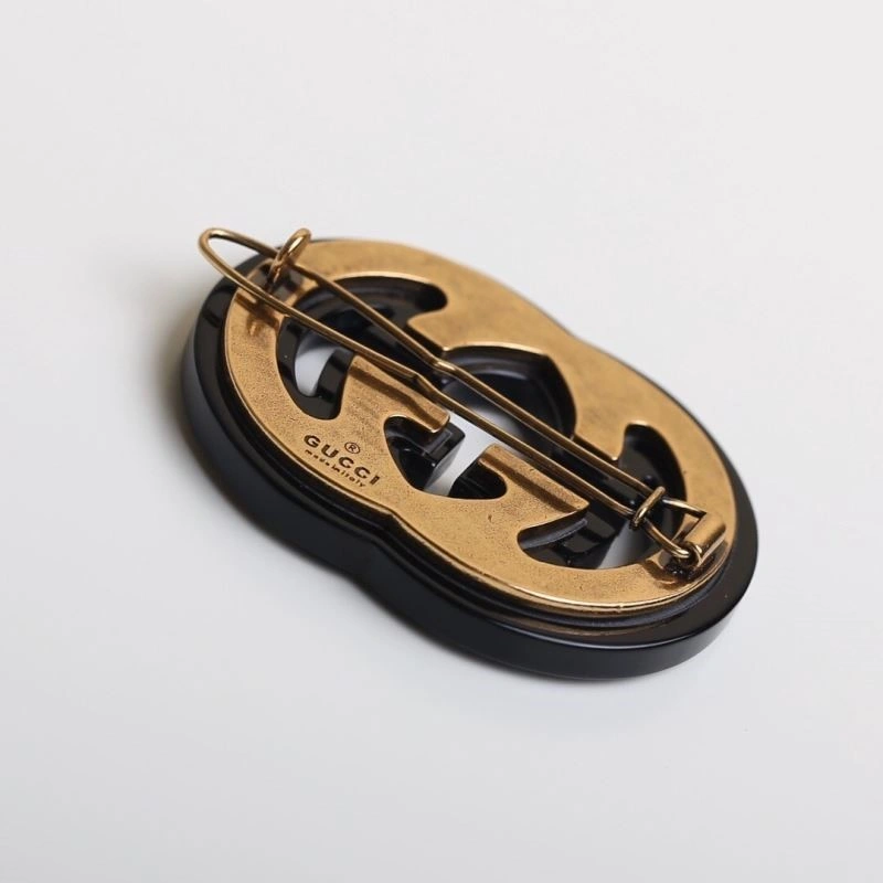 WaterResistant Gucci Hairpins 244318
