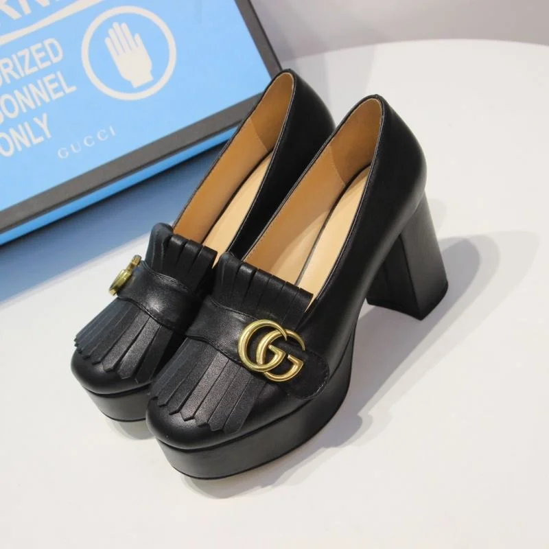 Original Gucci Heeled Shoes 24833