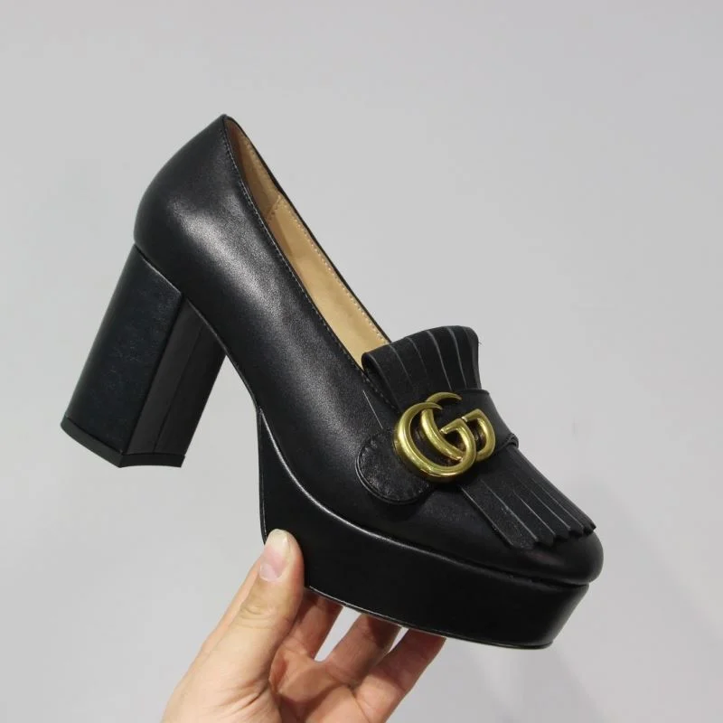 Original Gucci Heeled Shoes 24833