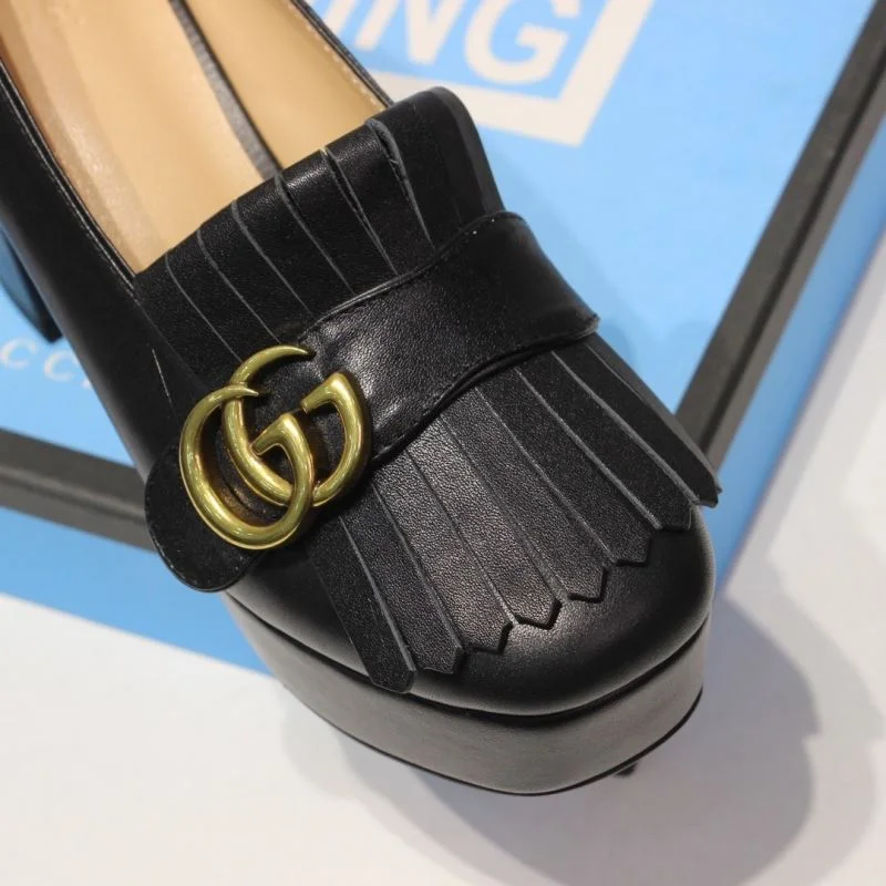Original Gucci Heeled Shoes 24833