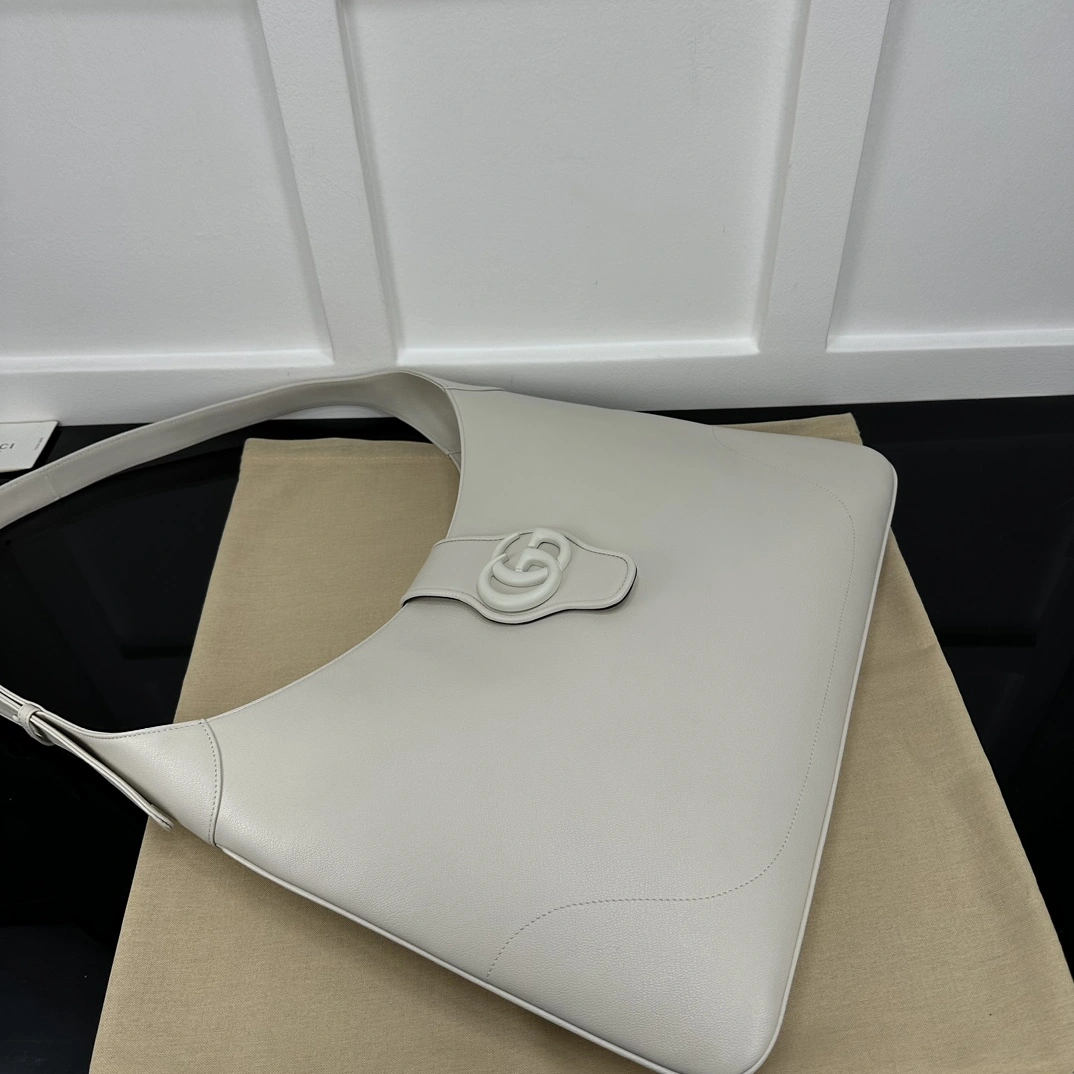 RelaxedFit Gucci Hobo Bags 72548
