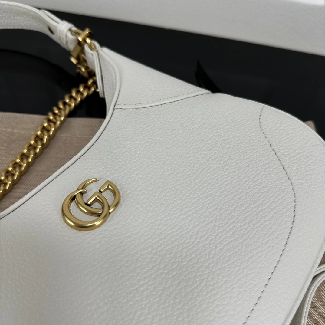 Gucci Hobo Bags Trendsetting 67420