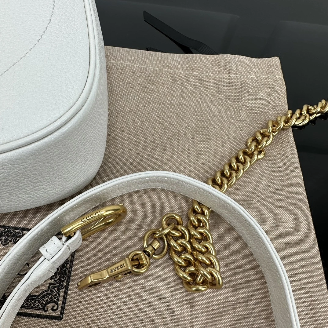 Gucci Hobo Bags Trendsetting 67420