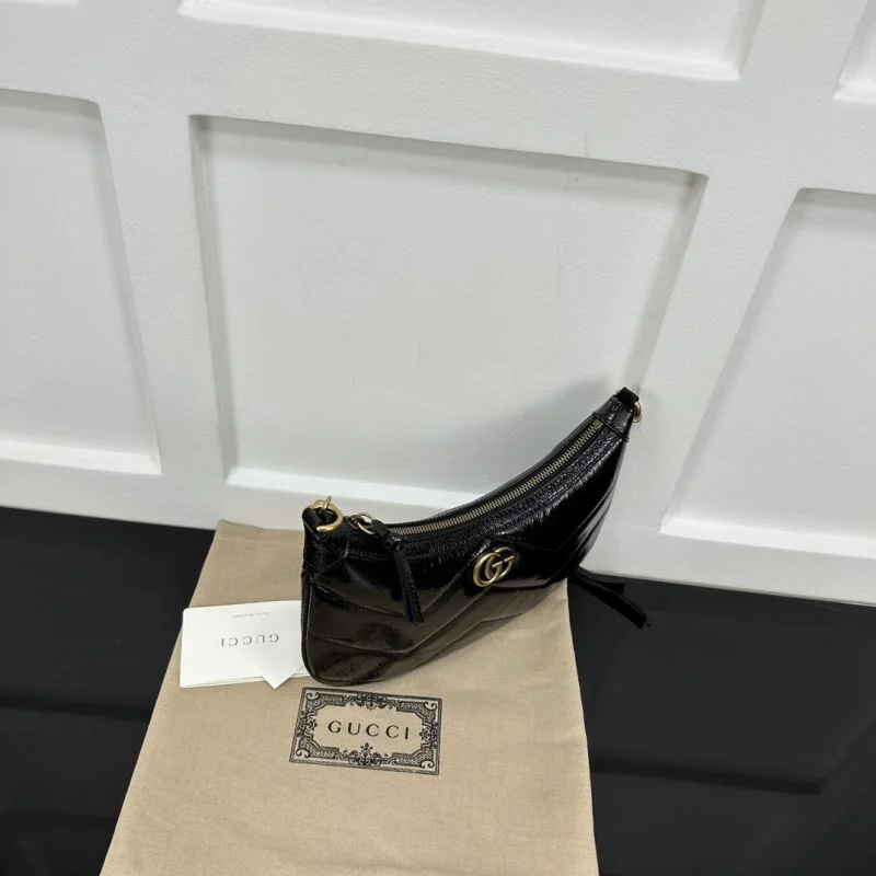 Gucci Hobo Bags Functional 51445