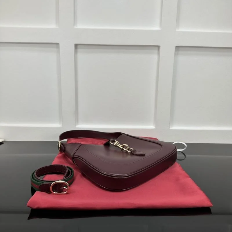 Flexible Gucci Hobo Bags 51437