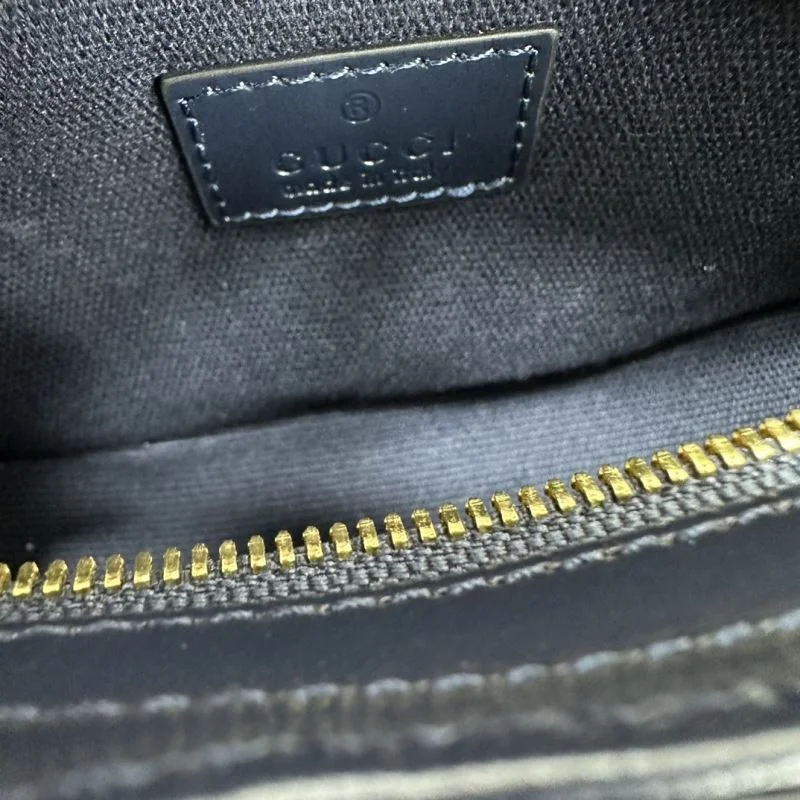 Gucci Hobo Bags FreshLook 51390
