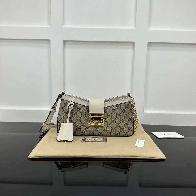 Gucci Hobo Bags Functional 51381