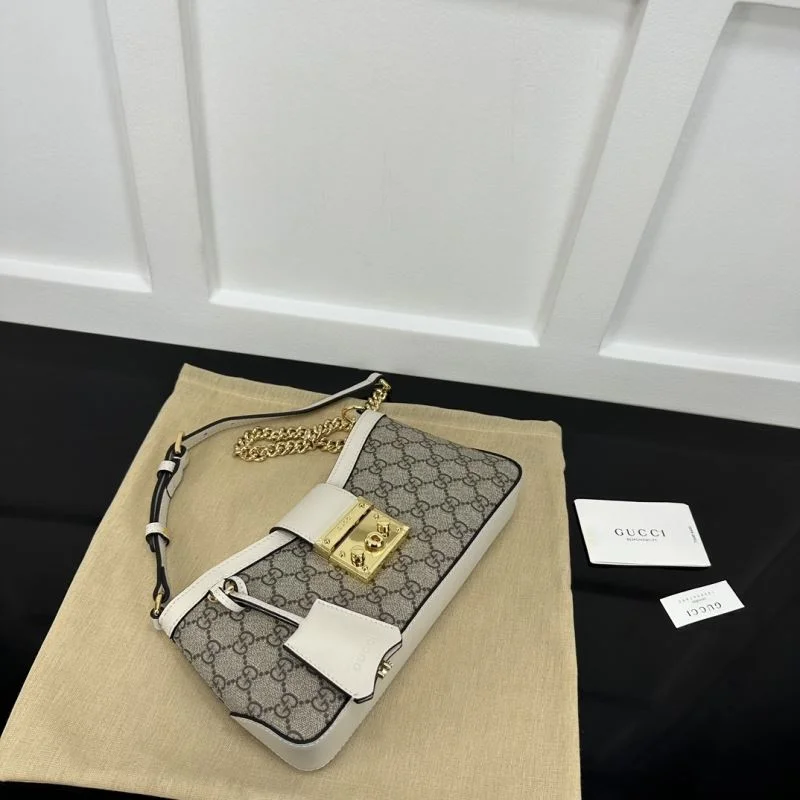 Gucci Hobo Bags Functional 51381