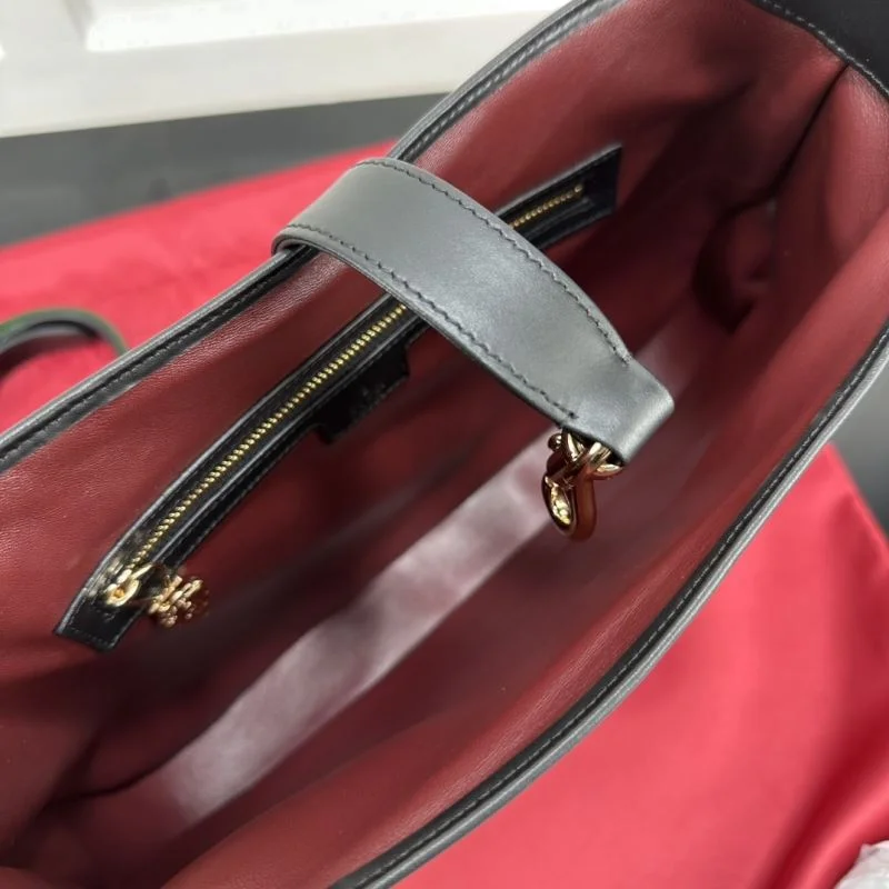 Sleek Gucci Hobo Bags 51378