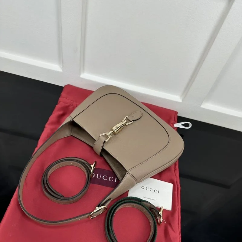 Versatile Gucci Hobo Bags 51364