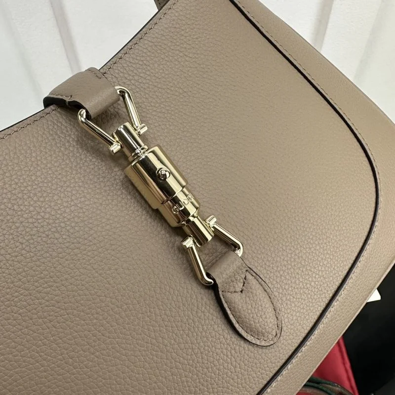 Versatile Gucci Hobo Bags 51364