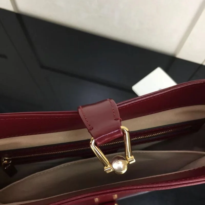 Gucci Hobo Bags Sophisticated 51322