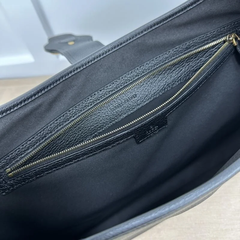 WellDesigned Gucci Hobo Bags 51272