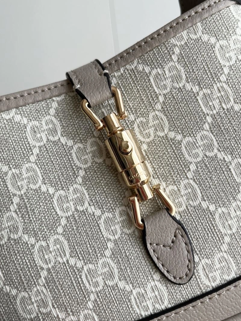 Compact Gucci Hobo Bags 81441