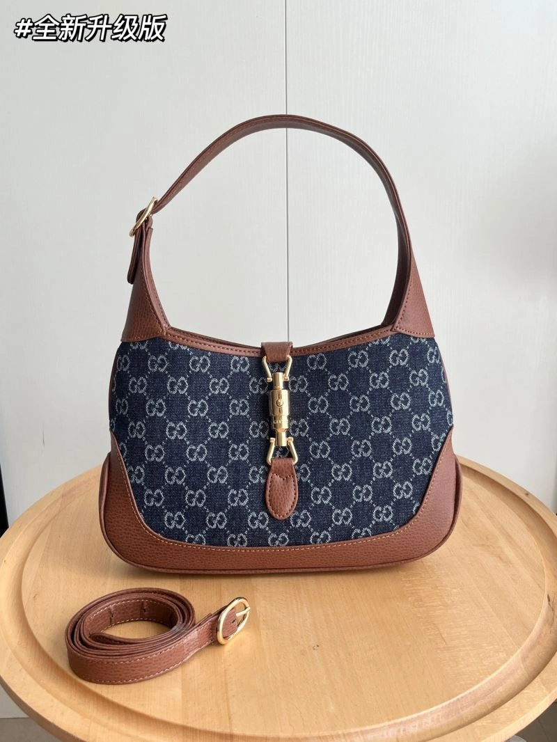 Sporty Gucci Hobo Bags 81435