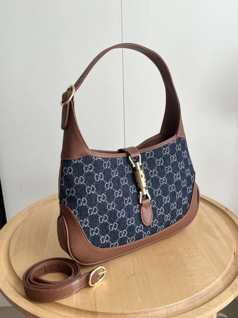 Sporty Gucci Hobo Bags 81435