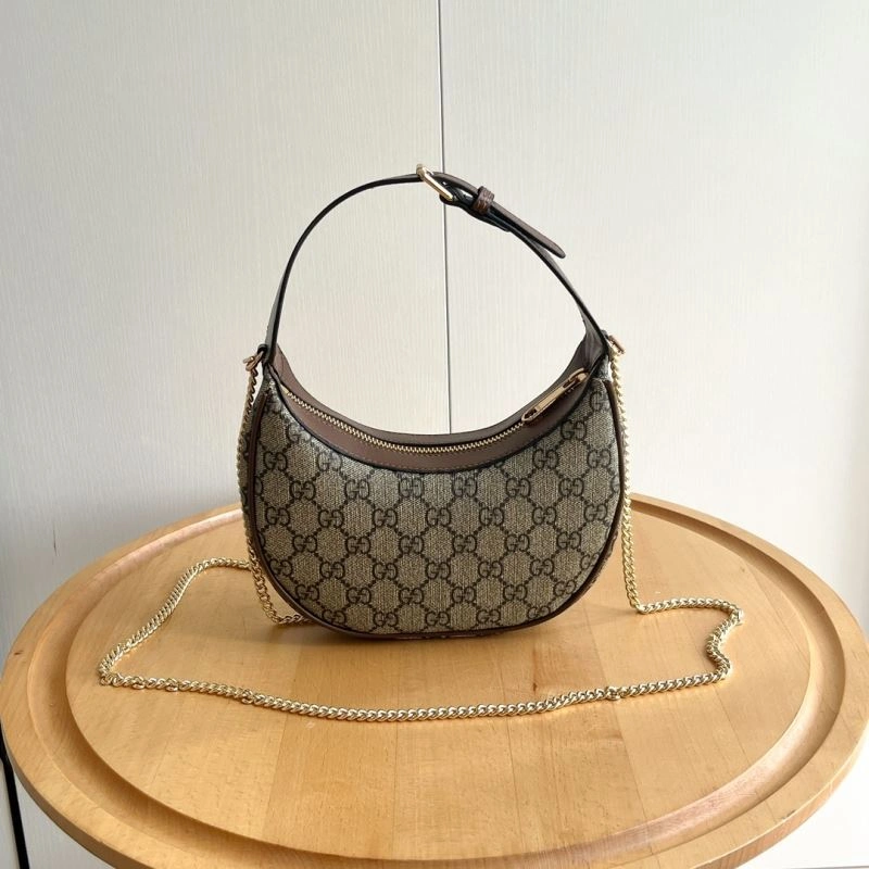 Resilient Gucci Hobo Bags 81444
