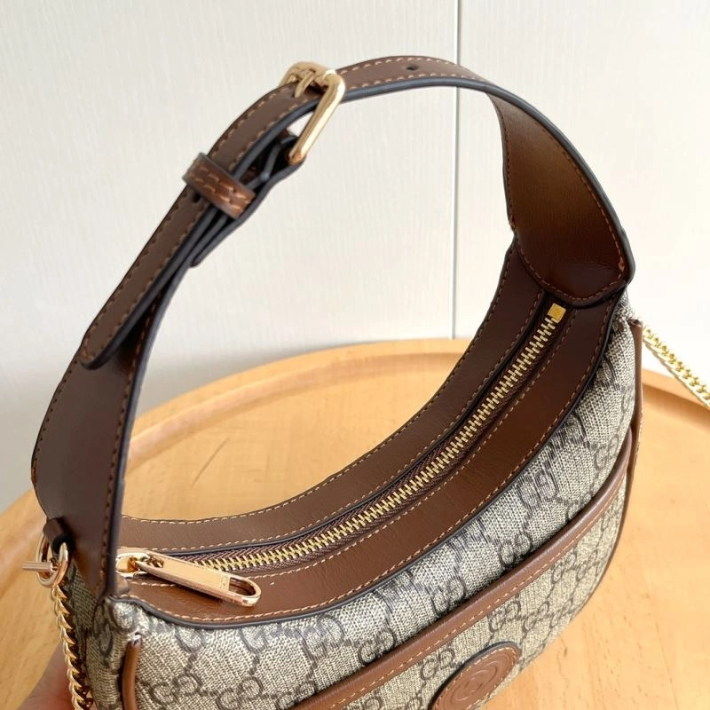 Resilient Gucci Hobo Bags 81444