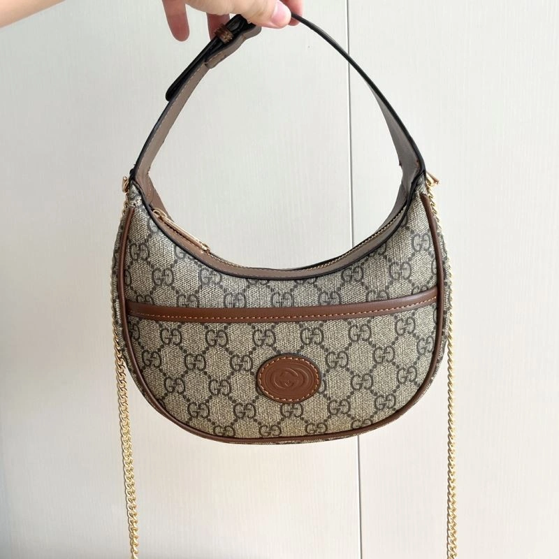 Resilient Gucci Hobo Bags 81444