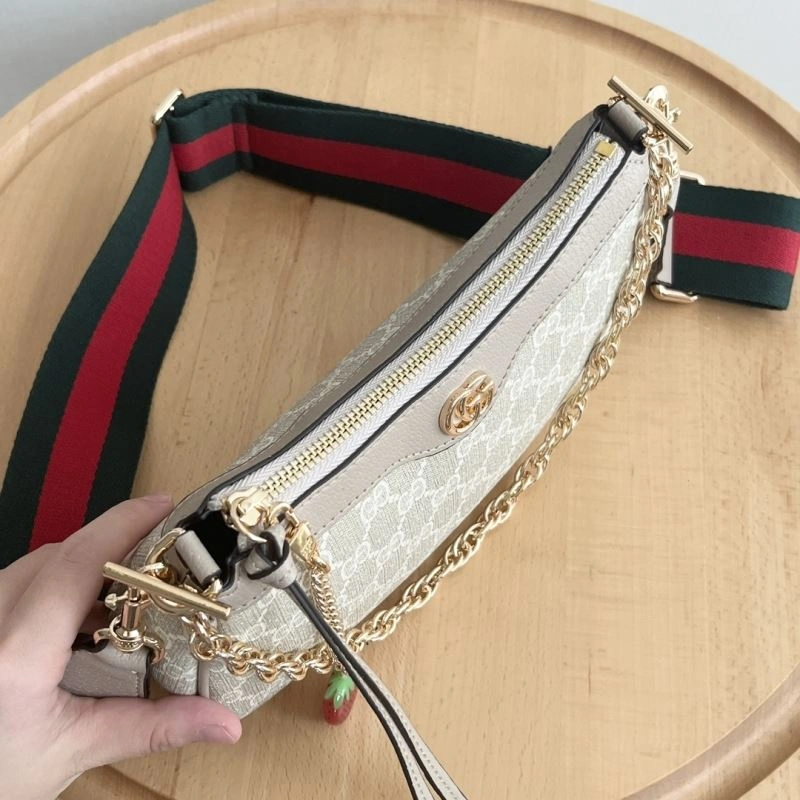 Flexible Gucci Hobo Bags 81392