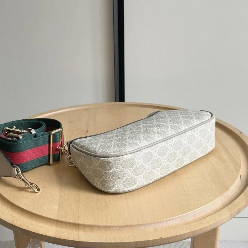 Gucci Hobo Bags ComfortFit 81393