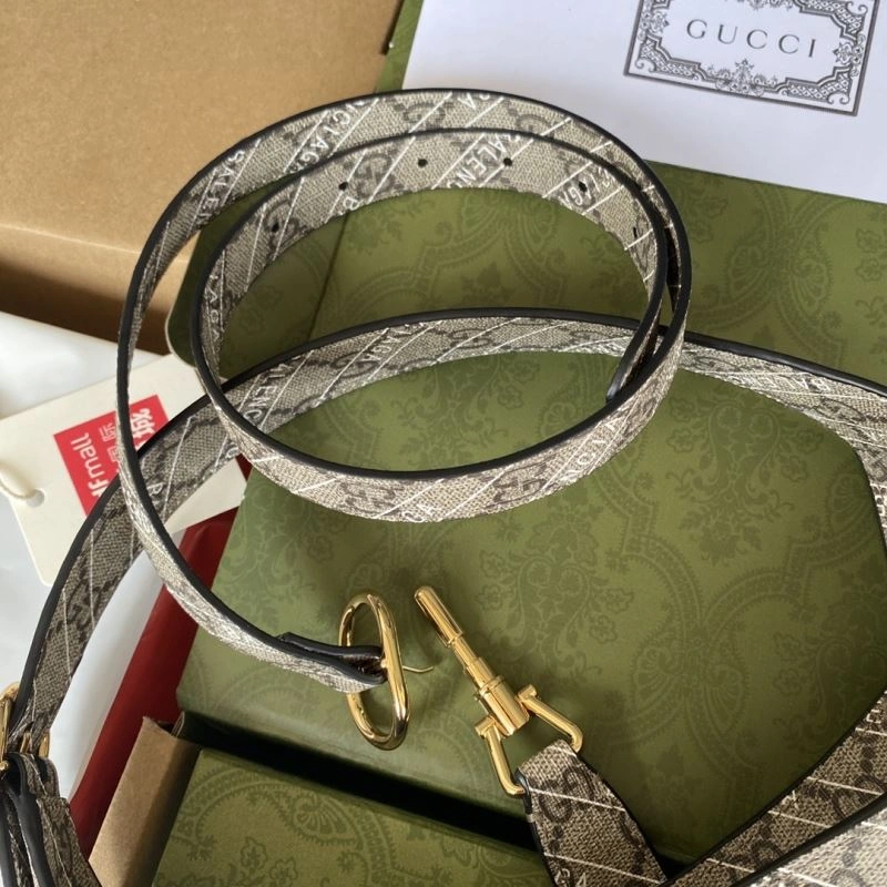 Tailored Gucci Hobo Bags 77735