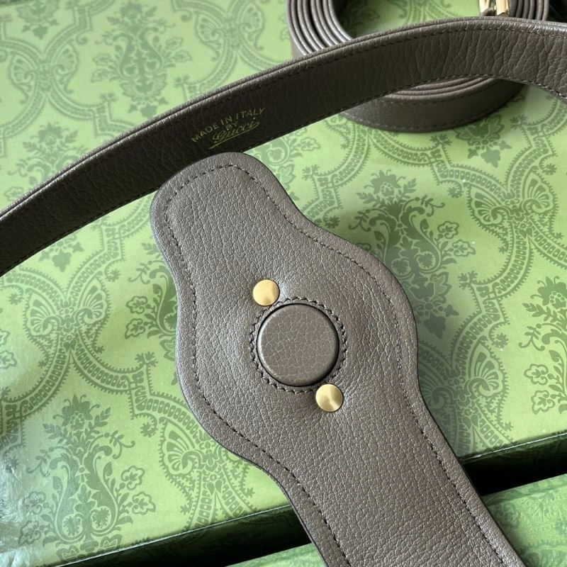 Sporty Gucci Hobo Bags 74700