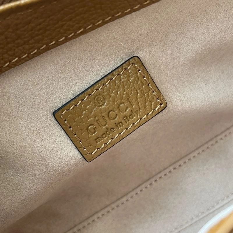 WeatherProof Gucci Hobo Bags 74680