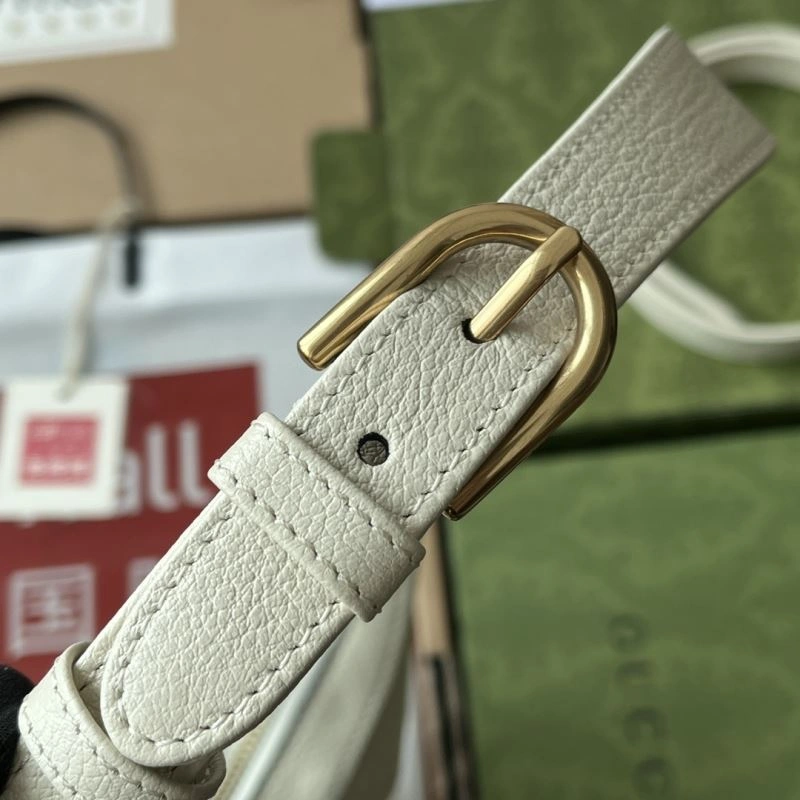 Gucci Hobo Bags Chic 74635