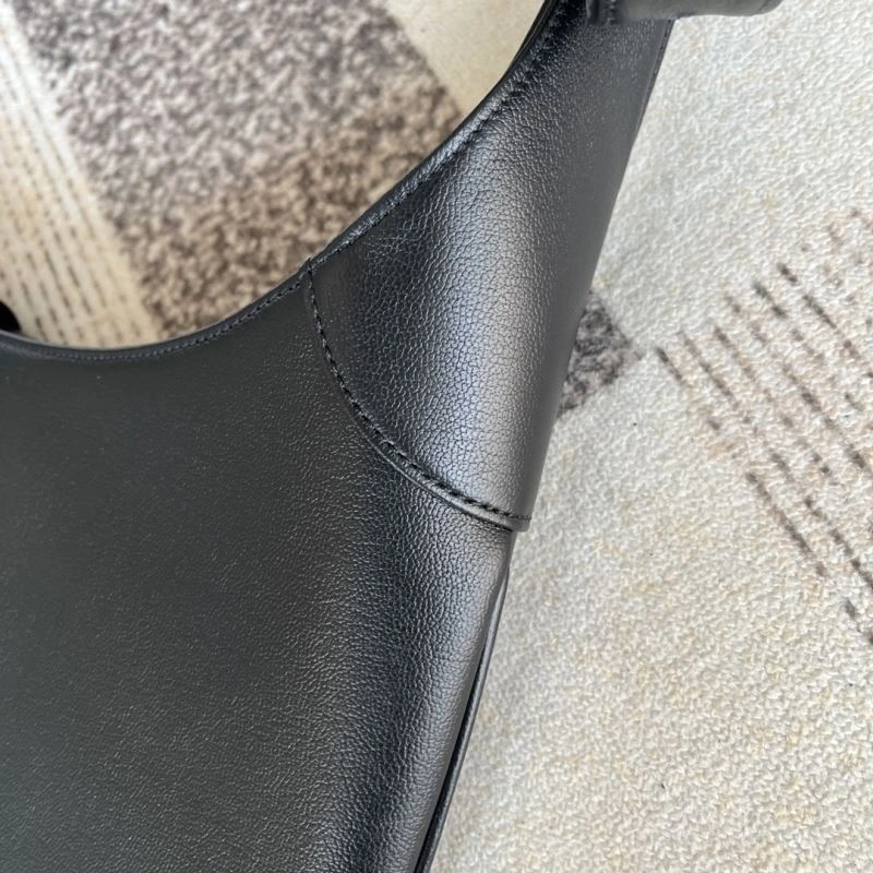 Gucci Hobo Bags Functional 73597
