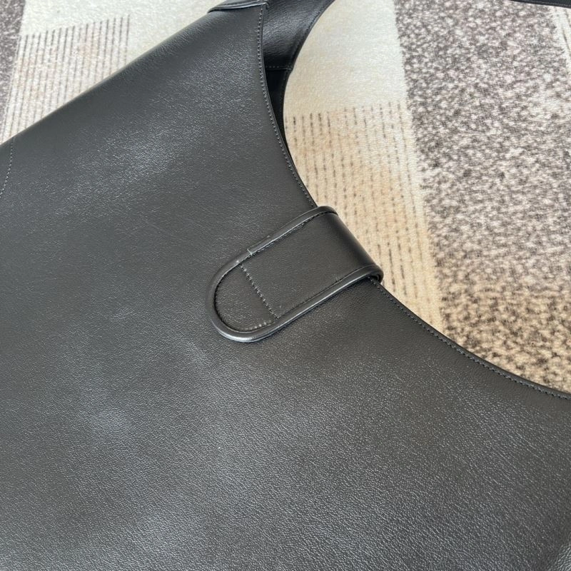 Gucci Hobo Bags Functional 73597