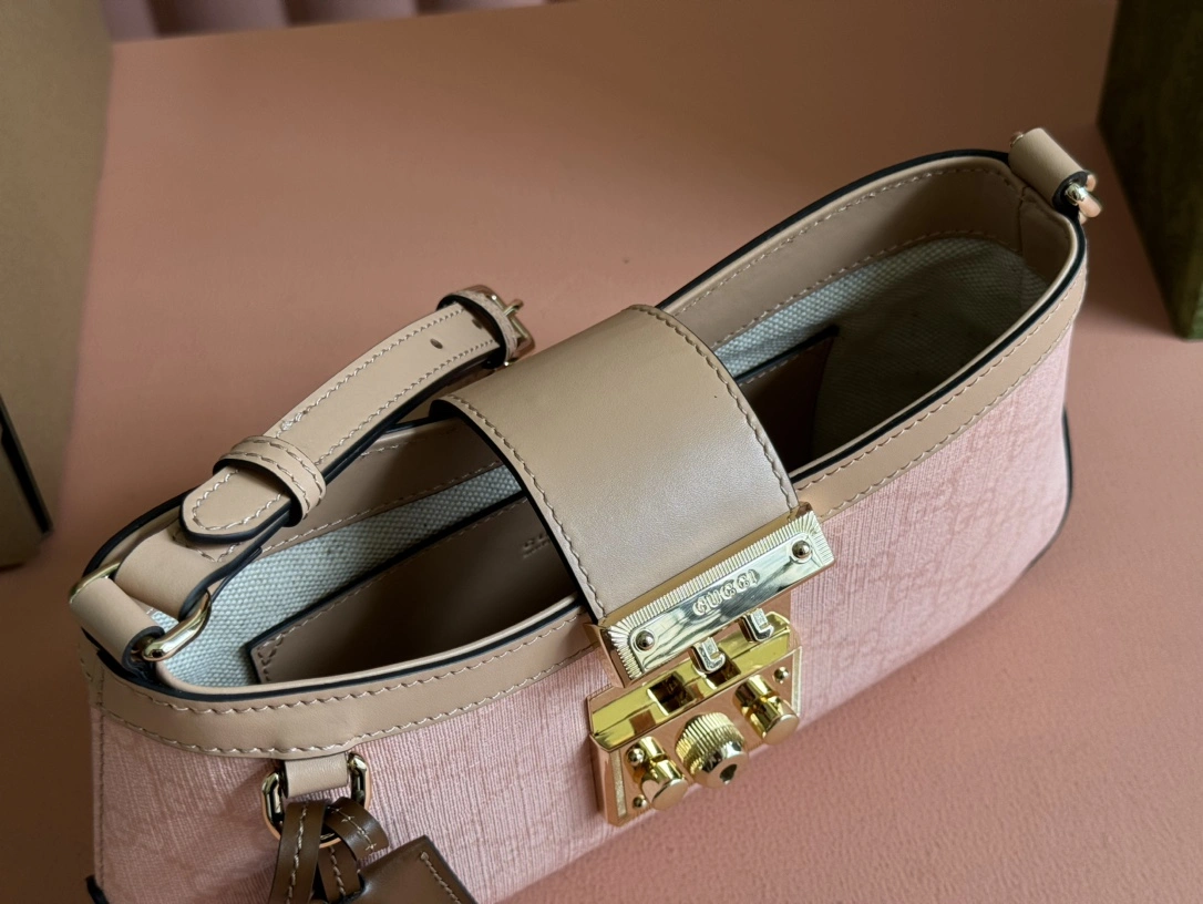 Comfortable Gucci Hobo Bags 72445