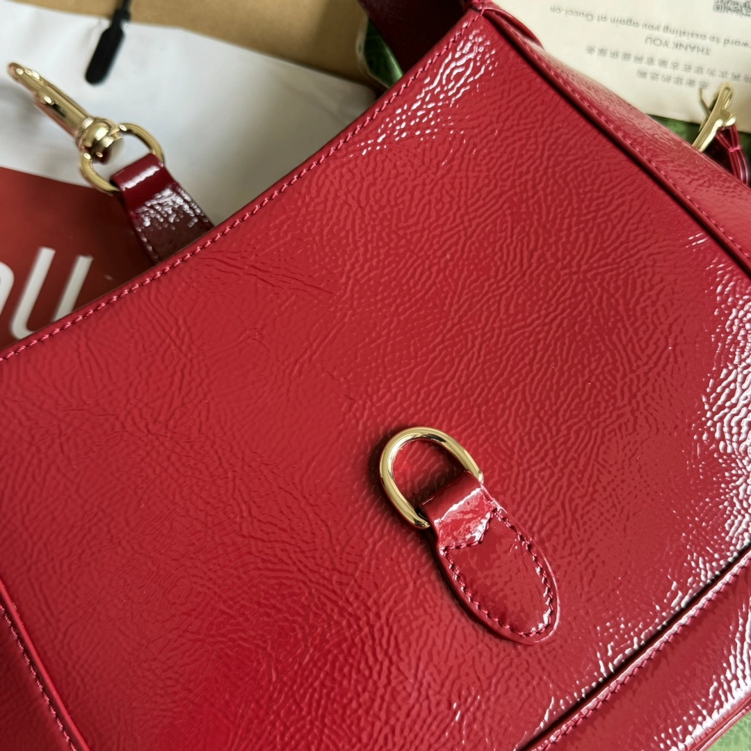 Gucci Hobo Bags UrbanChic 72439