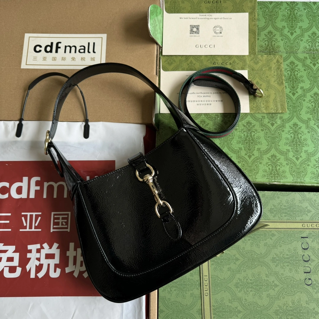 Resilient Gucci Hobo Bags 72446