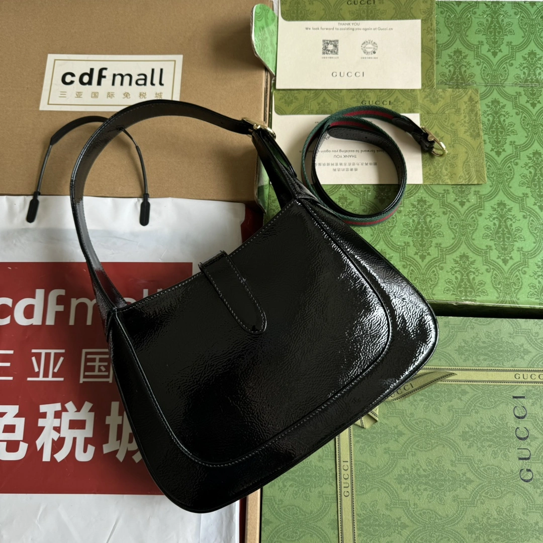 Resilient Gucci Hobo Bags 72446