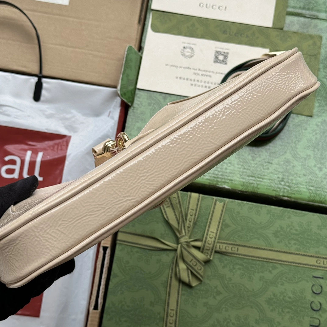 Gucci Hobo Bags UrbanStyle 72447