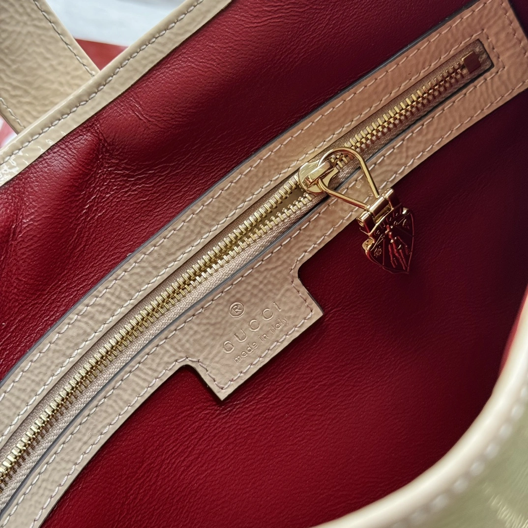 Gucci Hobo Bags UrbanStyle 72447