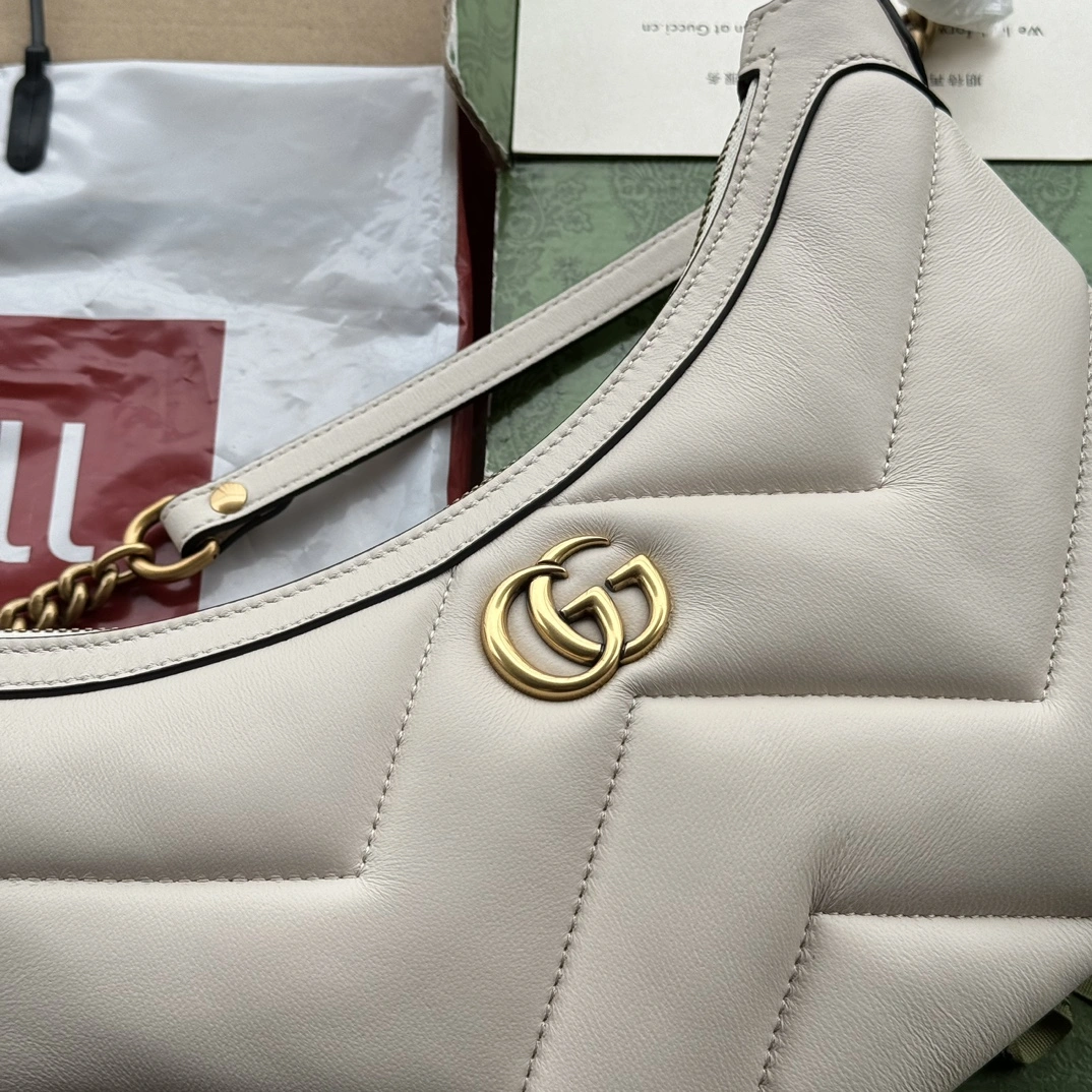 ModernLook Gucci Hobo Bags 72440