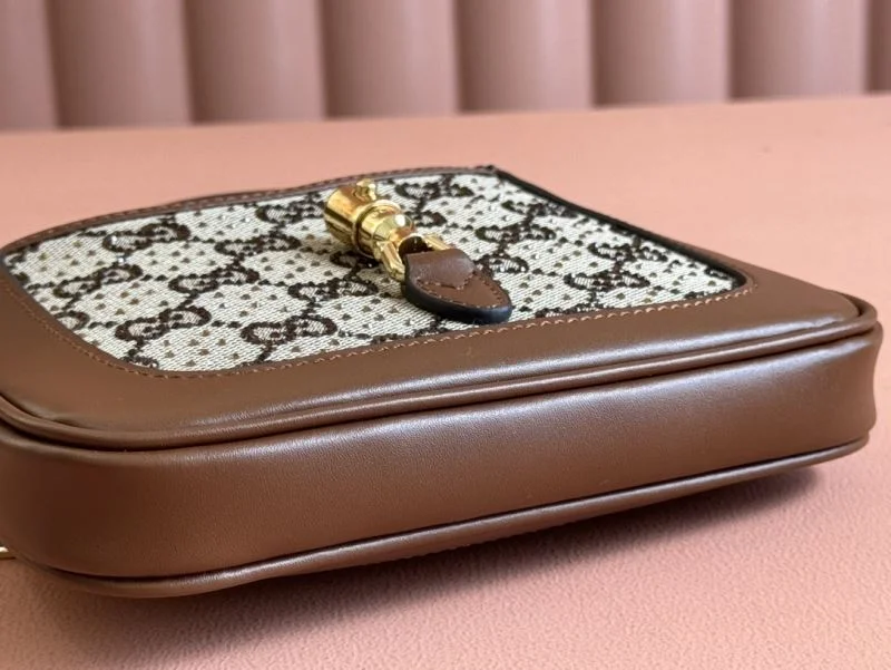 Gucci Hobo Bags Refined 49966