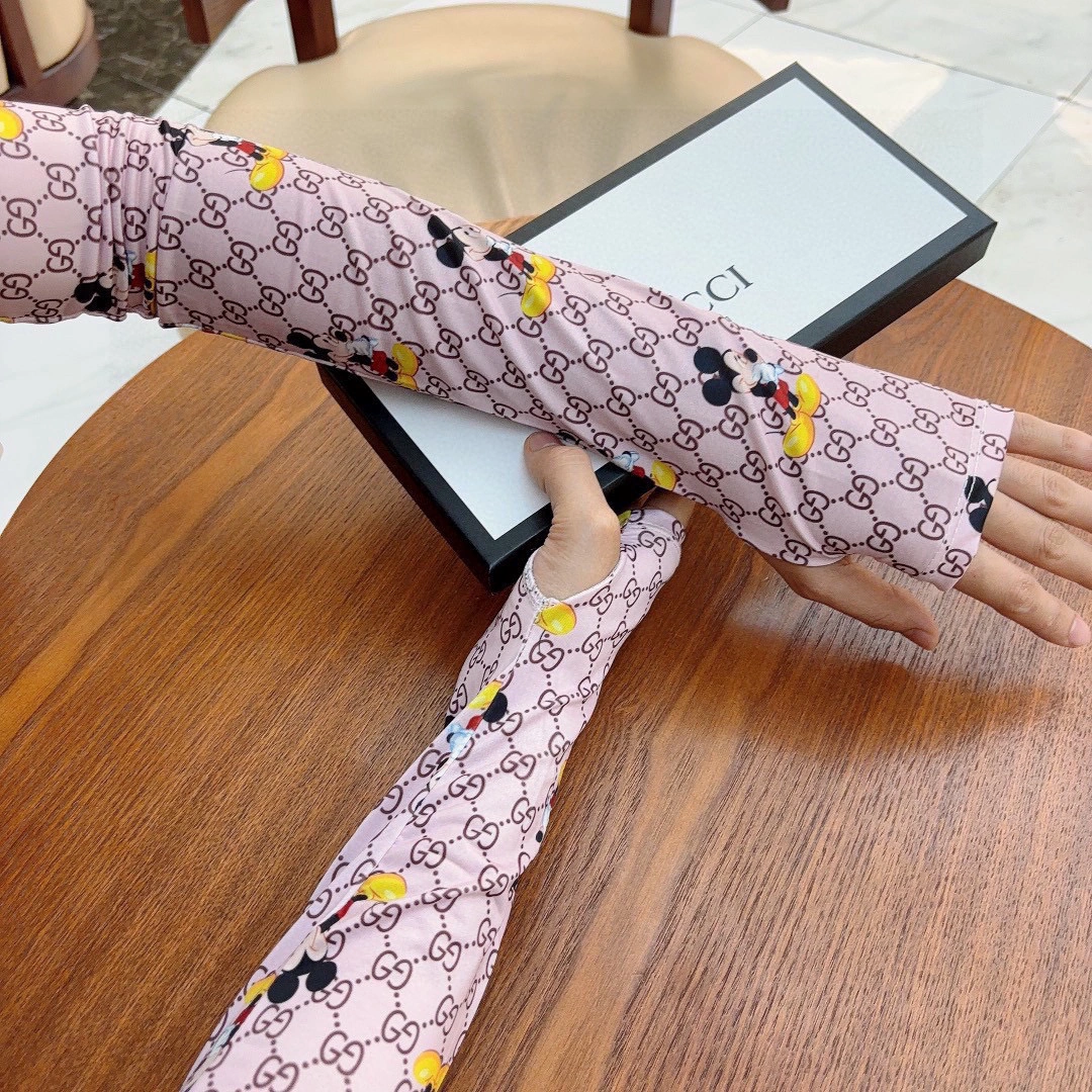 Resilient Gucci Ice Silk Sleeves 264939