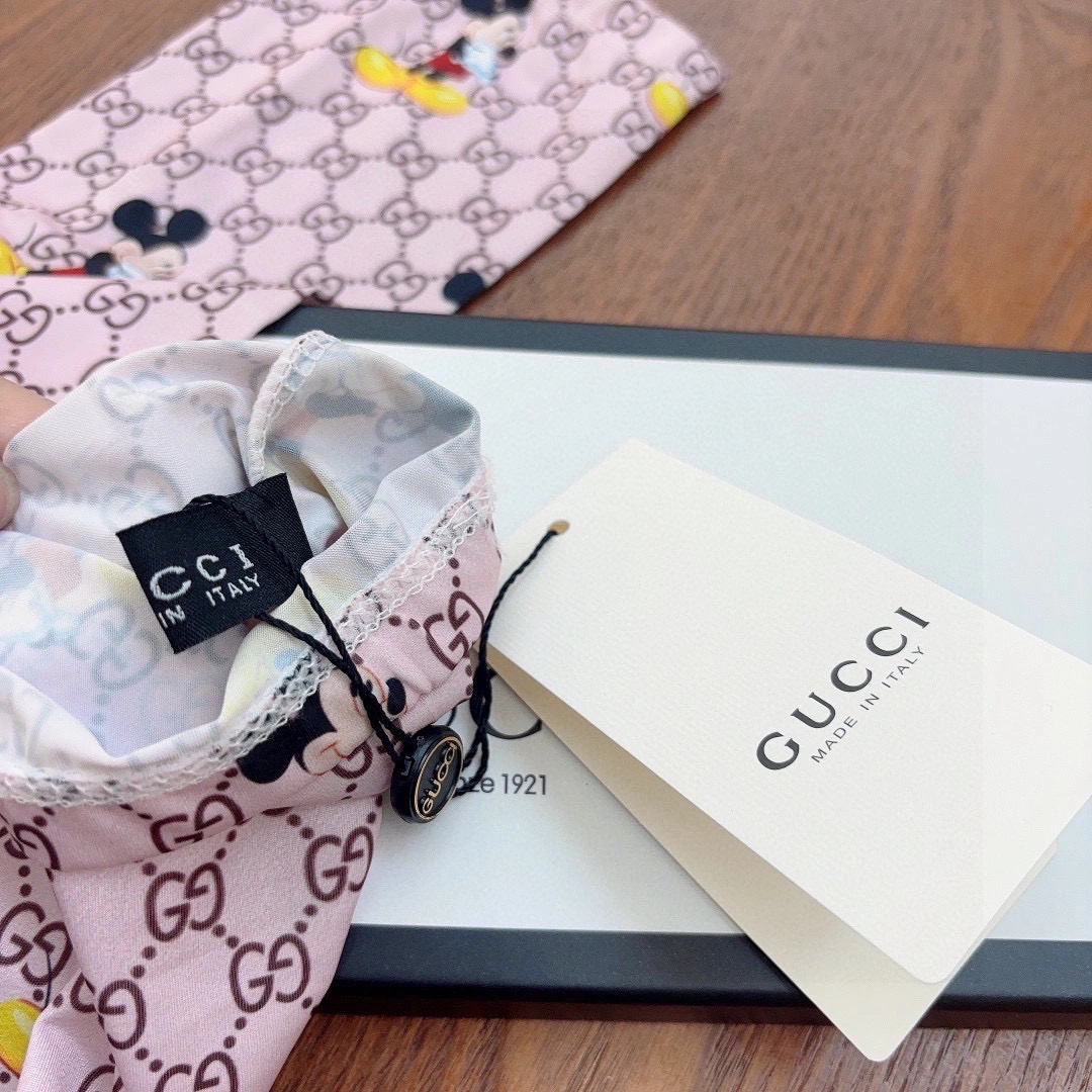 Resilient Gucci Ice Silk Sleeves 264939
