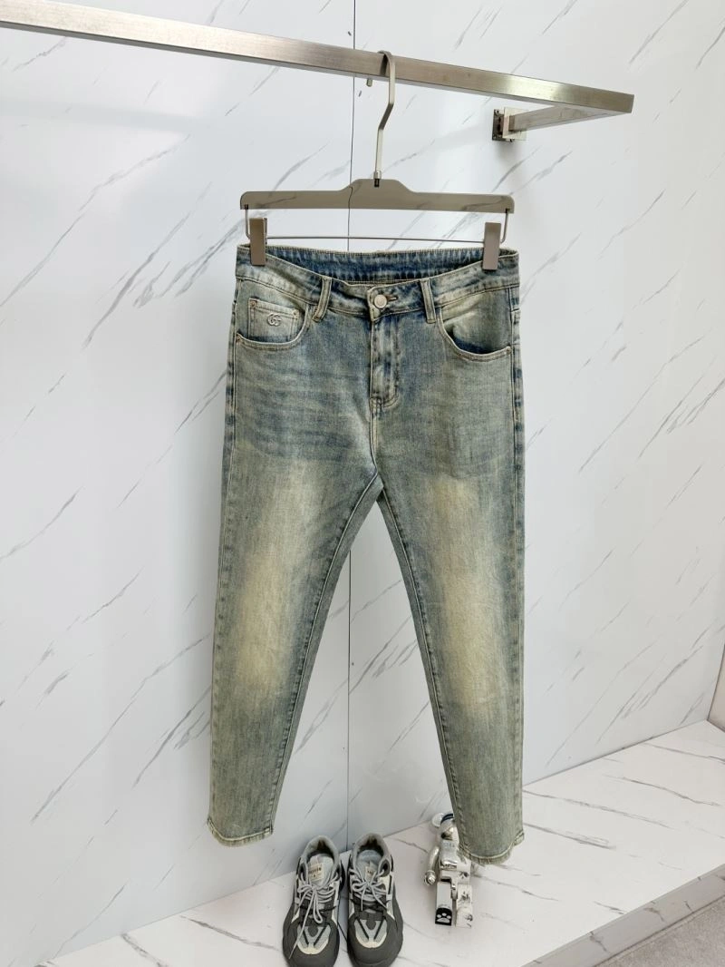 Chic Gucci Jeans 128163