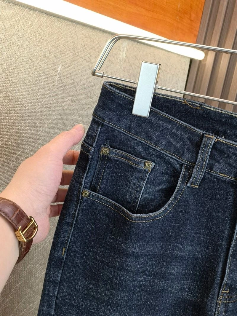 Durable Gucci Jeans 128140