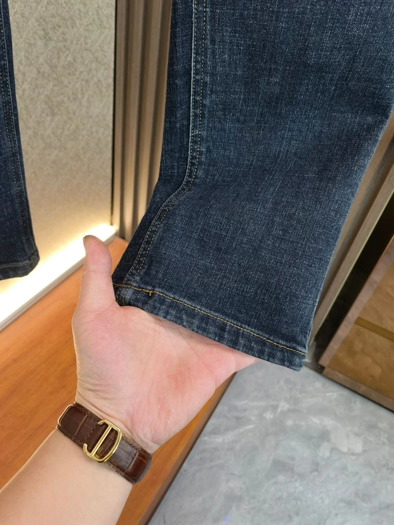 Durable Gucci Jeans 128140