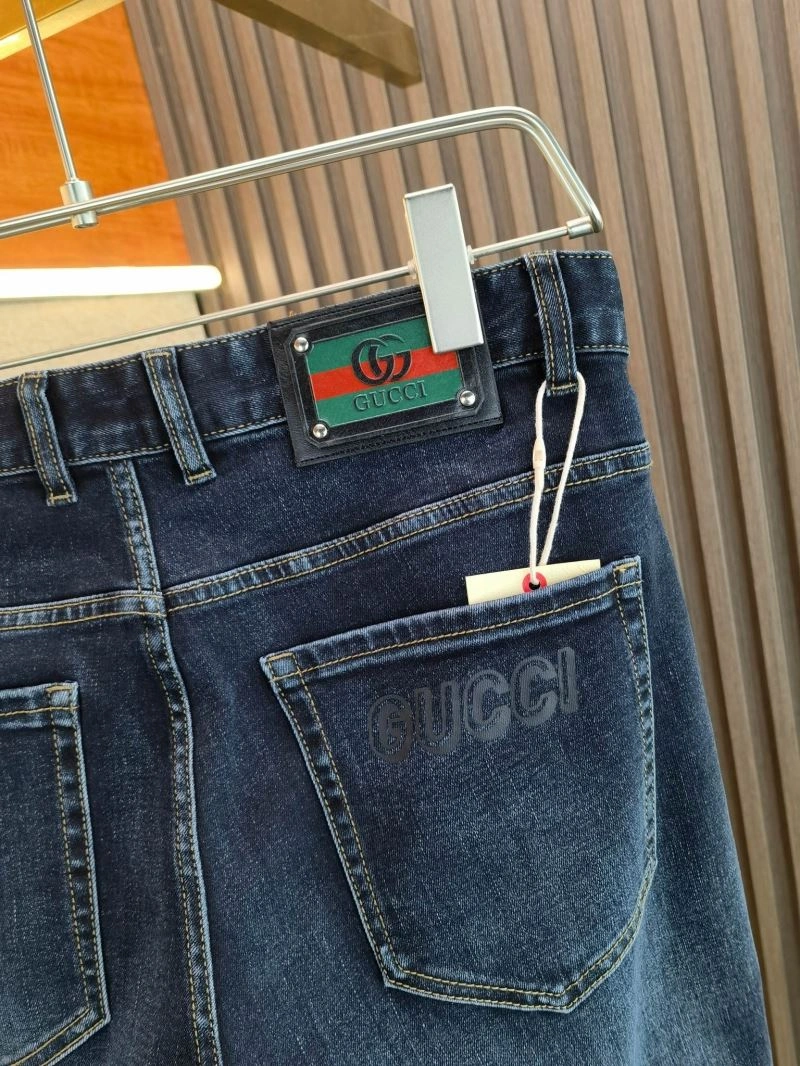 FashionForward Gucci Jeans 128142