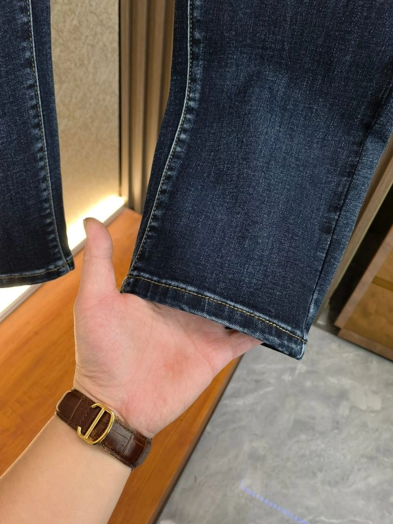 FashionForward Gucci Jeans 128142