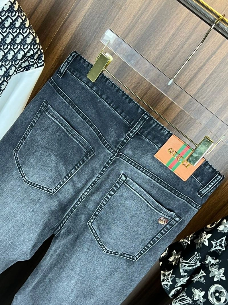 TravelReady Gucci Jeans 128137